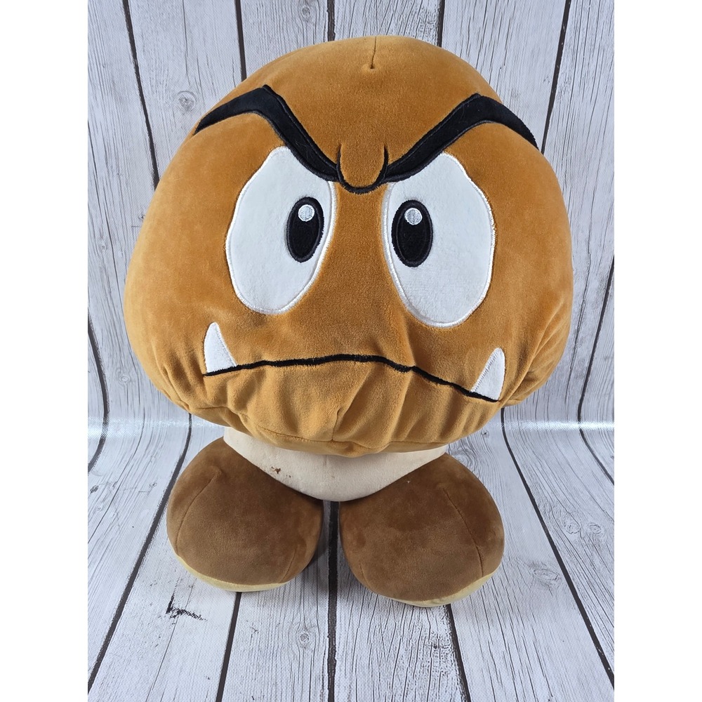 Nintendo Super Mario Goomba Club Mocchi Mocchi Mega Plush Tomy Brown Stuffed Toy